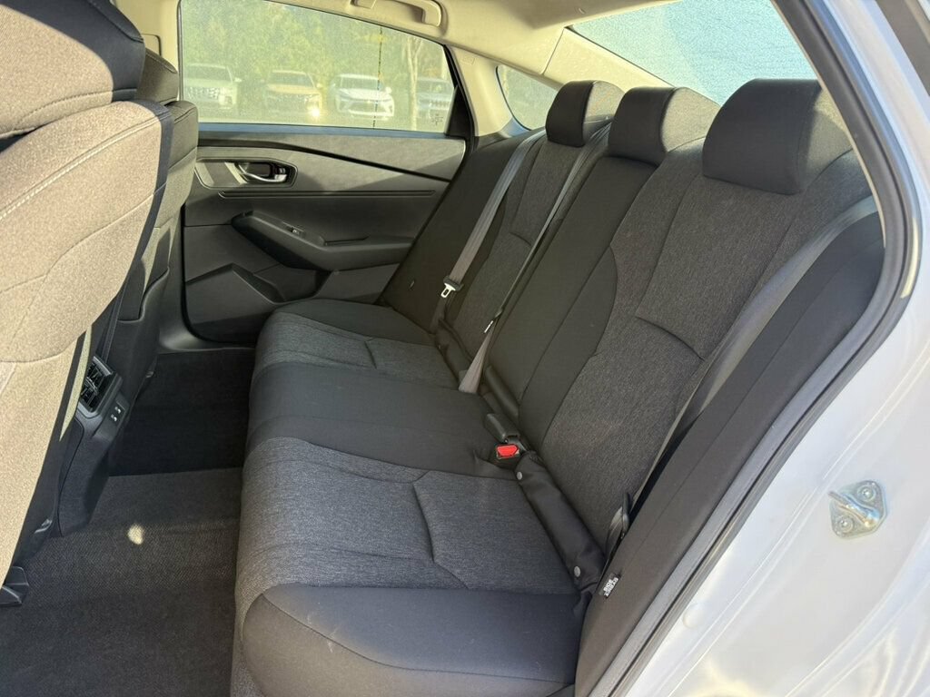 Used 2025 Honda Accord LX image 7