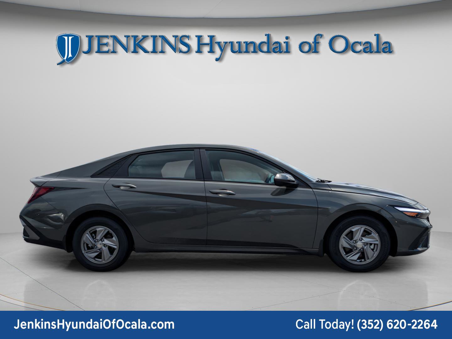 New 2026 Hyundai Elantra SE image 2