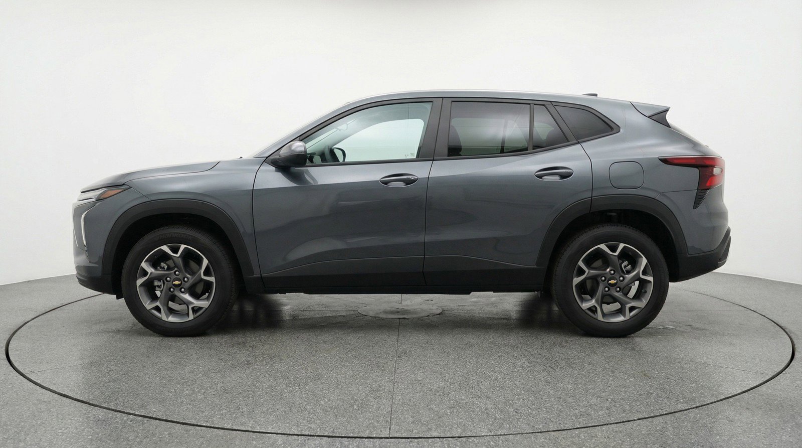 Used 2025 Chevrolet Trax LT image 5