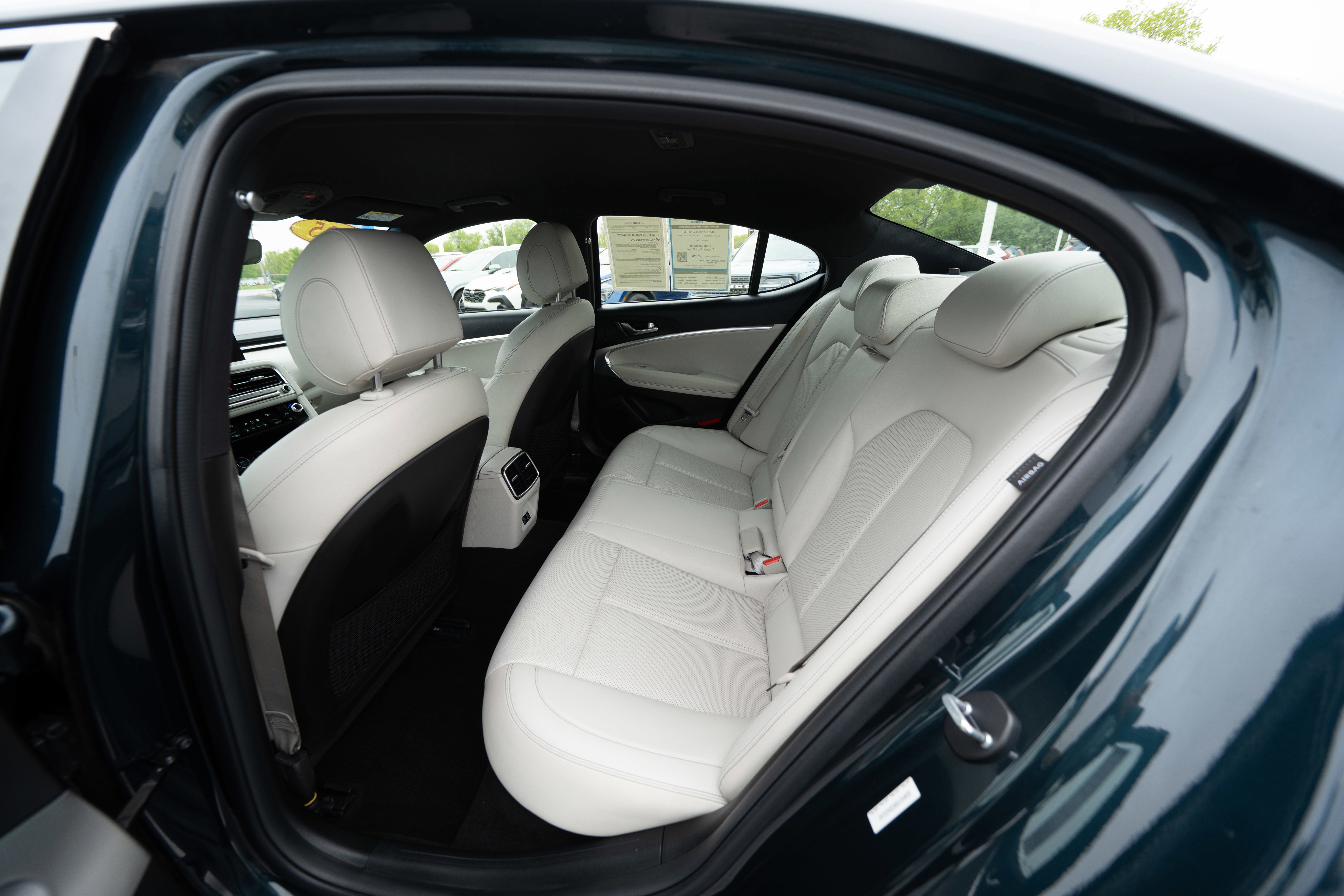 Used 2025 Genesis G70 2.5T RWD image 23