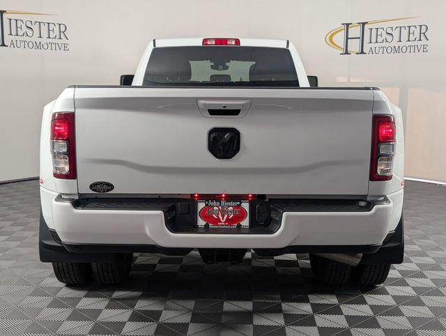 Used 2024 RAM 3500 Big Horn w/ Night Edition image 6