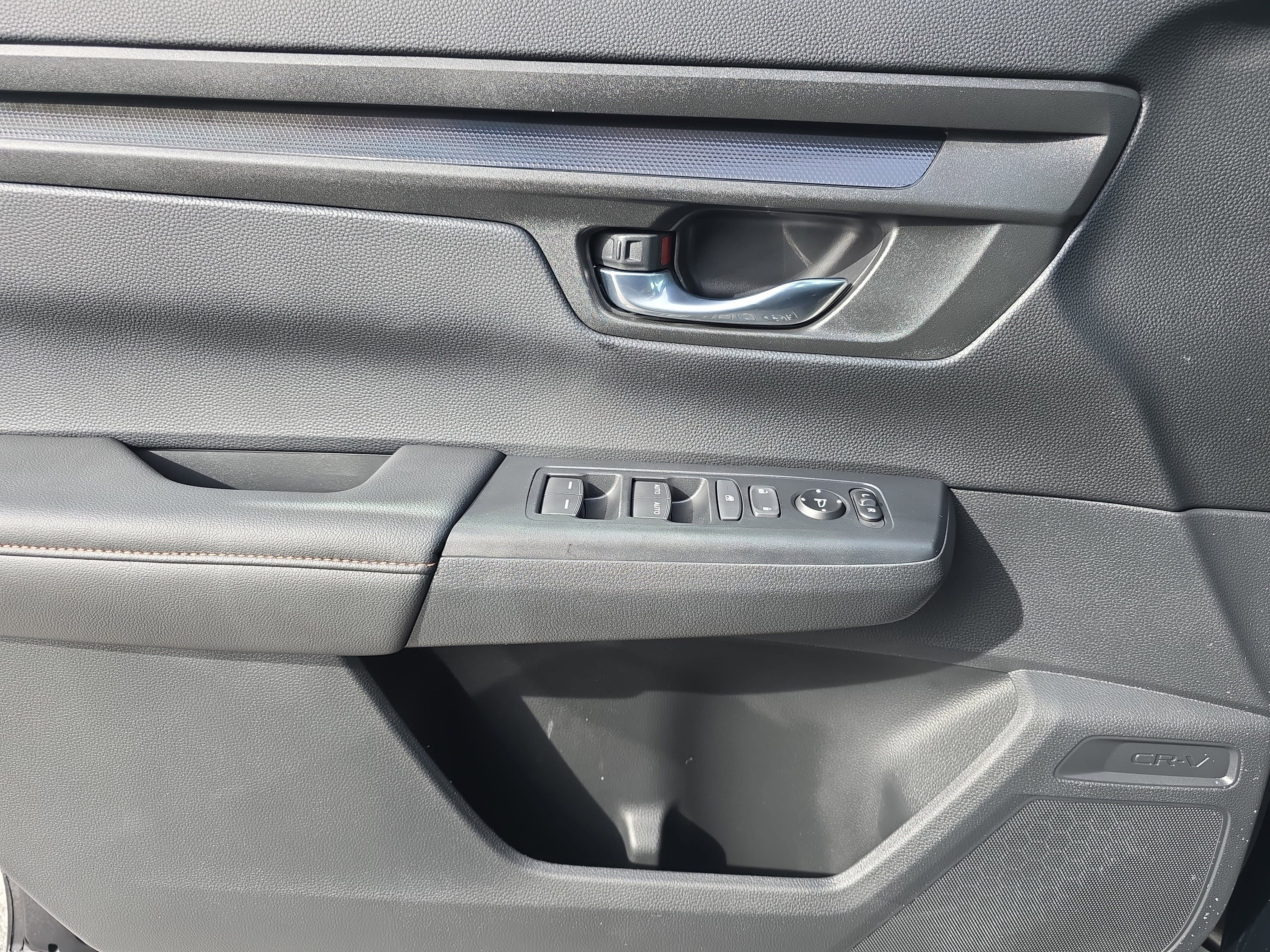 Certified 2025 Honda CR-V Sport image 23