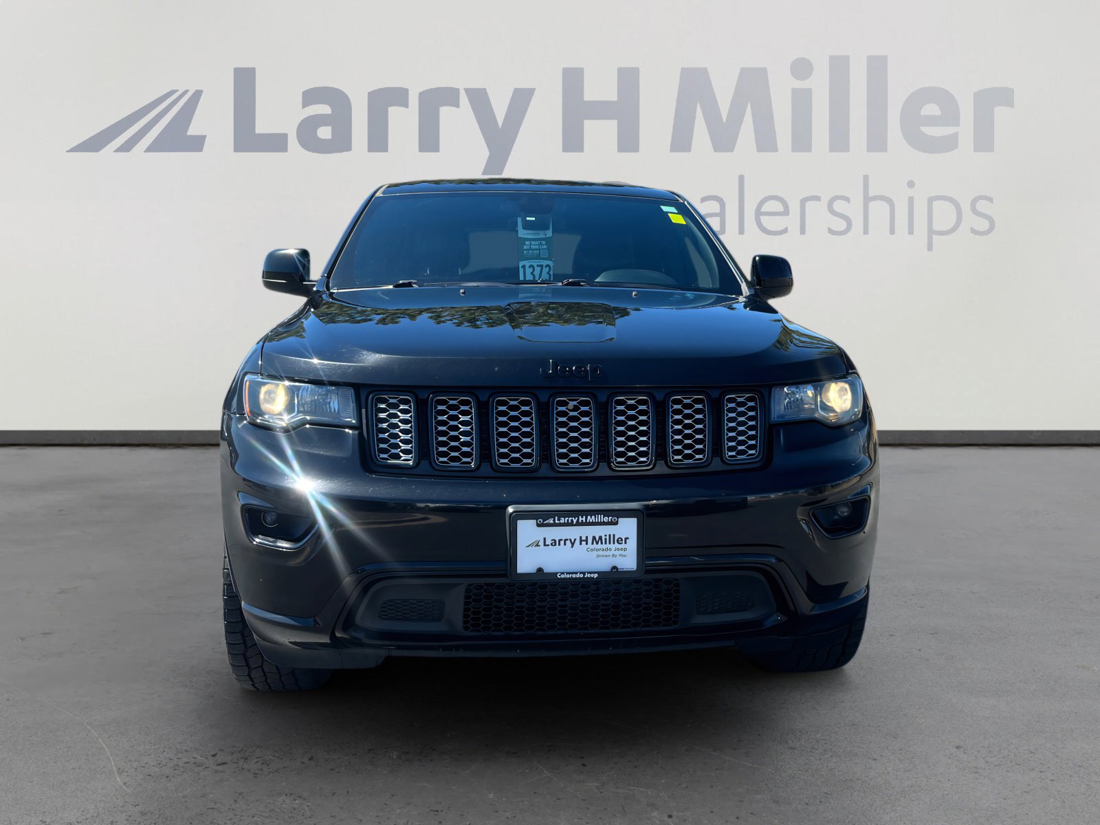 Used 2018 Jeep Grand Cherokee Altitude image 8