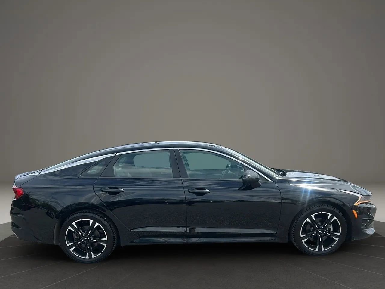 Used 2022 Kia K5 GT-Line FWD image 6