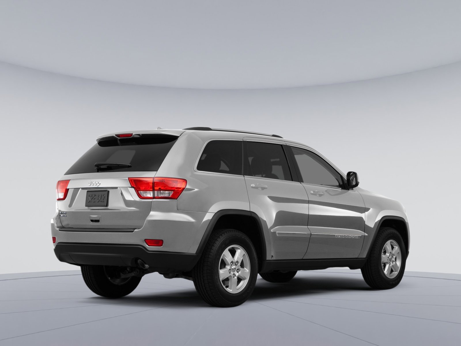Used 2011 Jeep Grand Cherokee Laredo image 3
