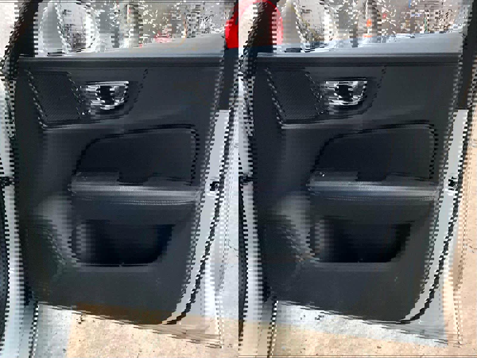 Used 2021 Volvo S60 T8 Inscription image 25