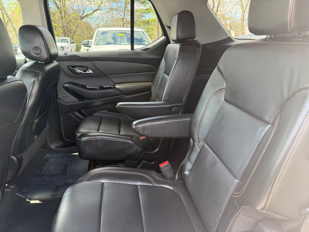 Used 2019 Chevrolet Traverse LT w/ LT Premium Package AWD/4WD image 27
