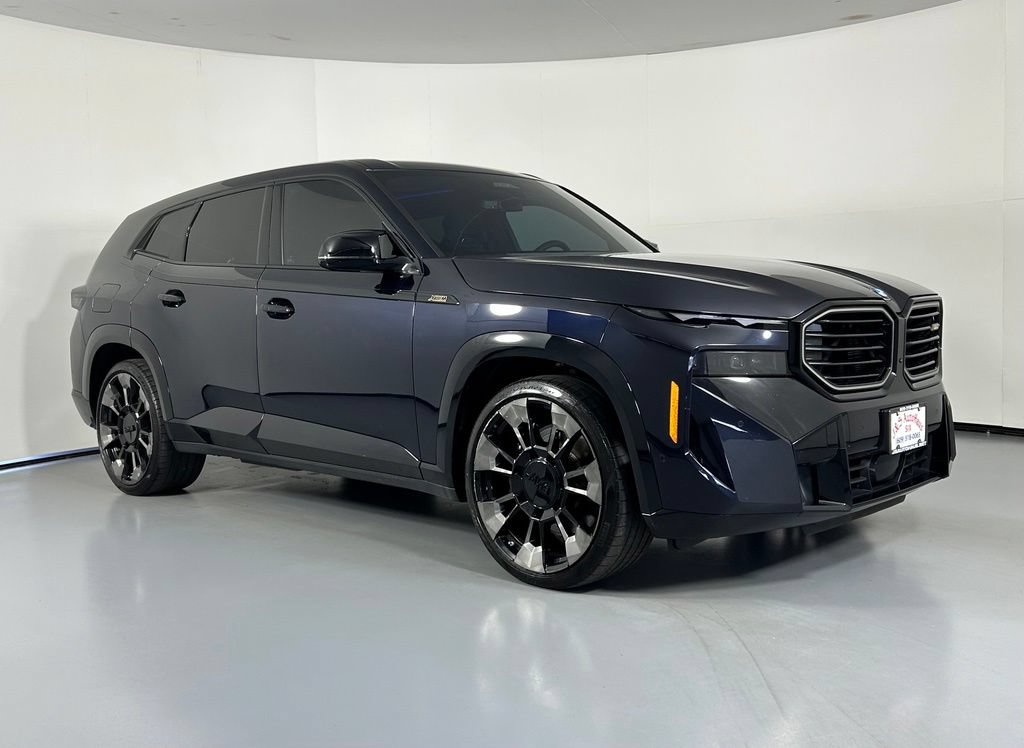 Used 2023 BMW XM AWD/4WD image 1