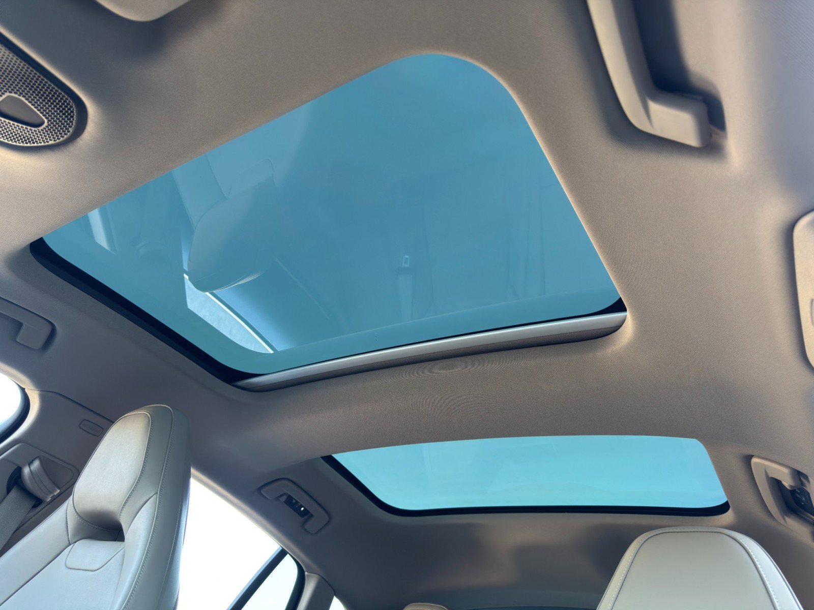 Used 2024 Porsche Panamera 4 AWD/4WD image 12