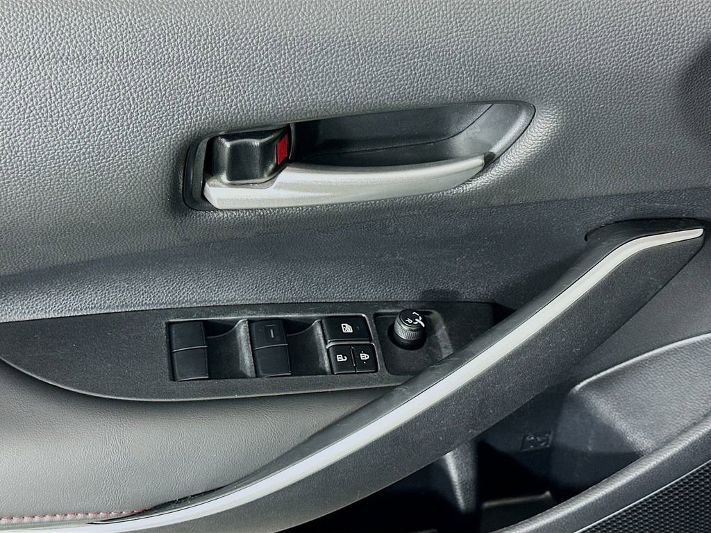 Certified 2024 Toyota Corolla SE image 17