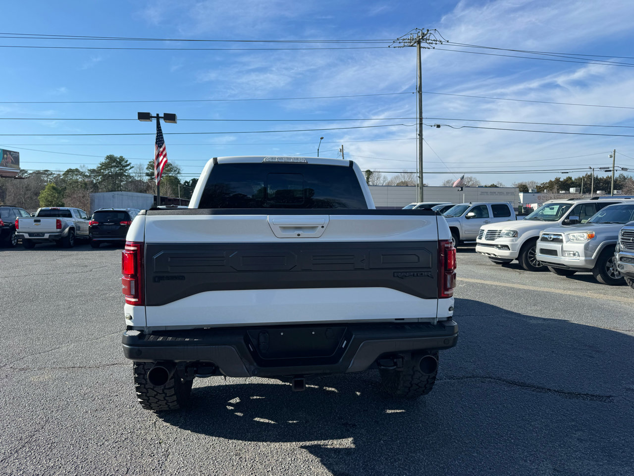 Used 2017 Ford F150 Raptor w/ Equipment Group 802A Luxury image 6
