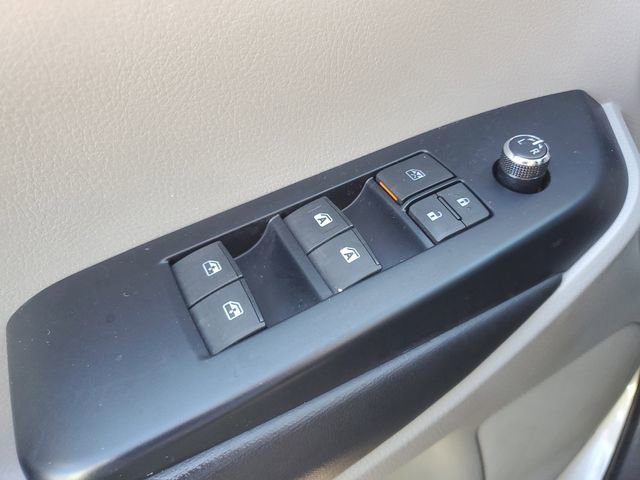 Used 2018 Toyota Highlander XLE image 22