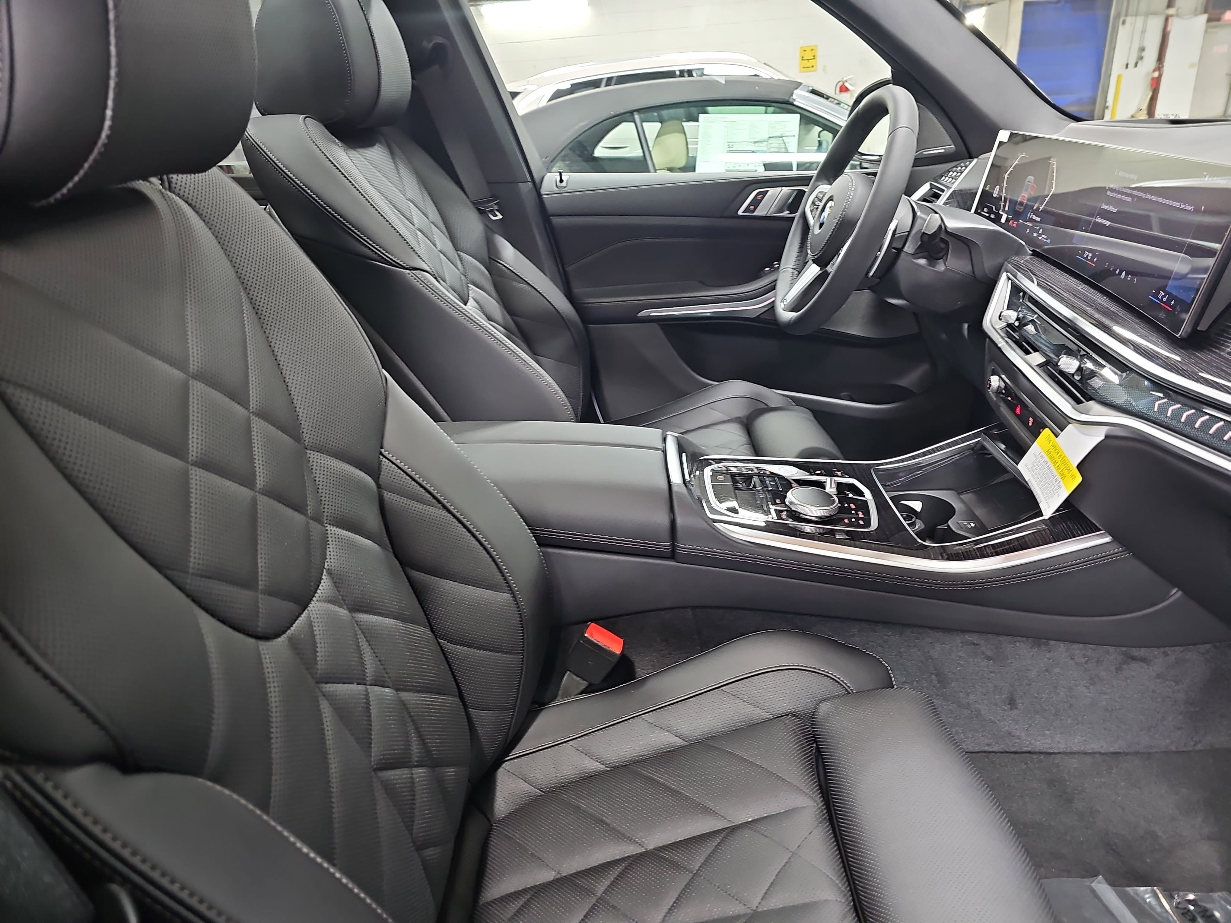 New 2026 BMW X5 xDrive40i w/ M Sport Package image 10