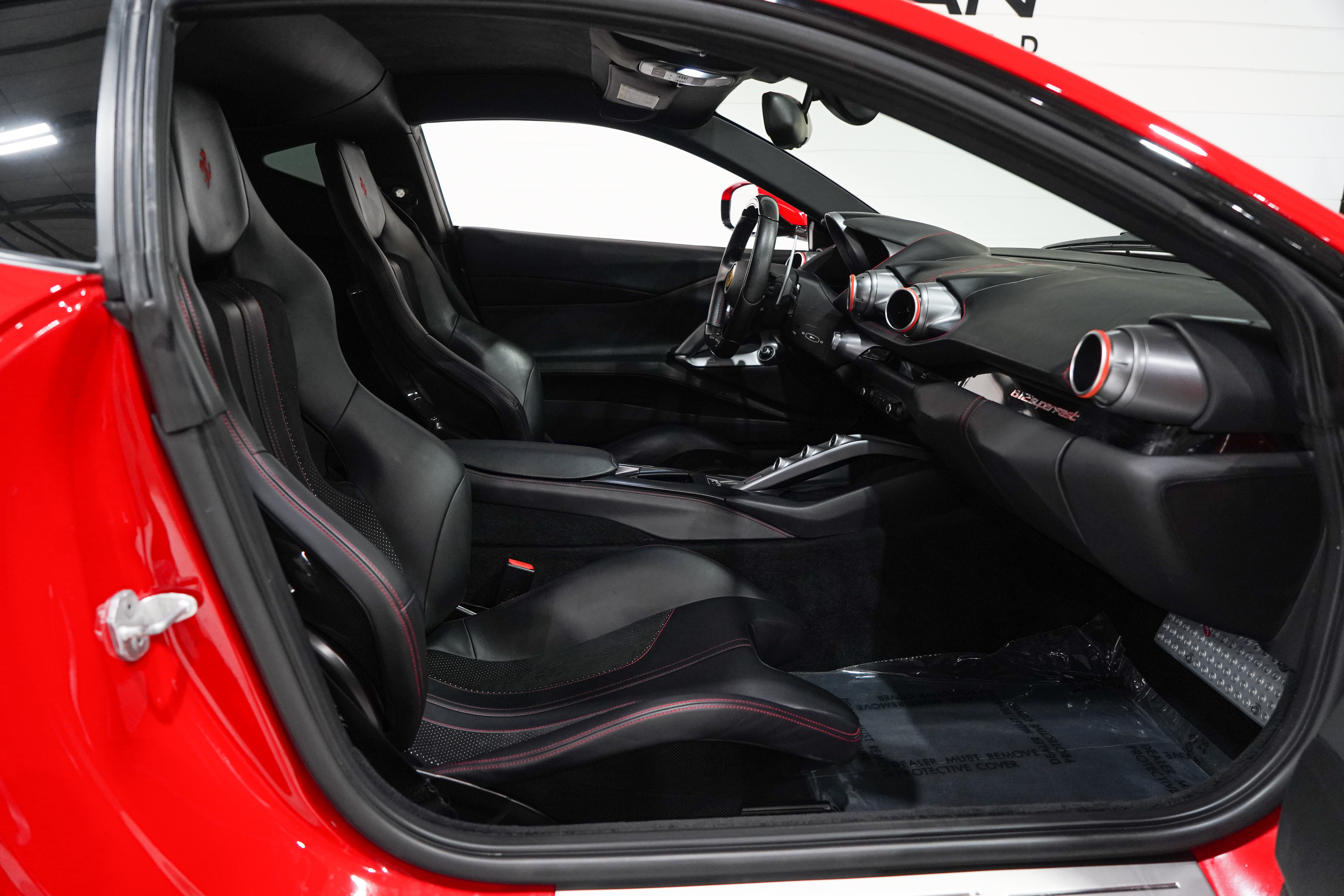 Used 2019 Ferrari 812 Superfast RWD image 14