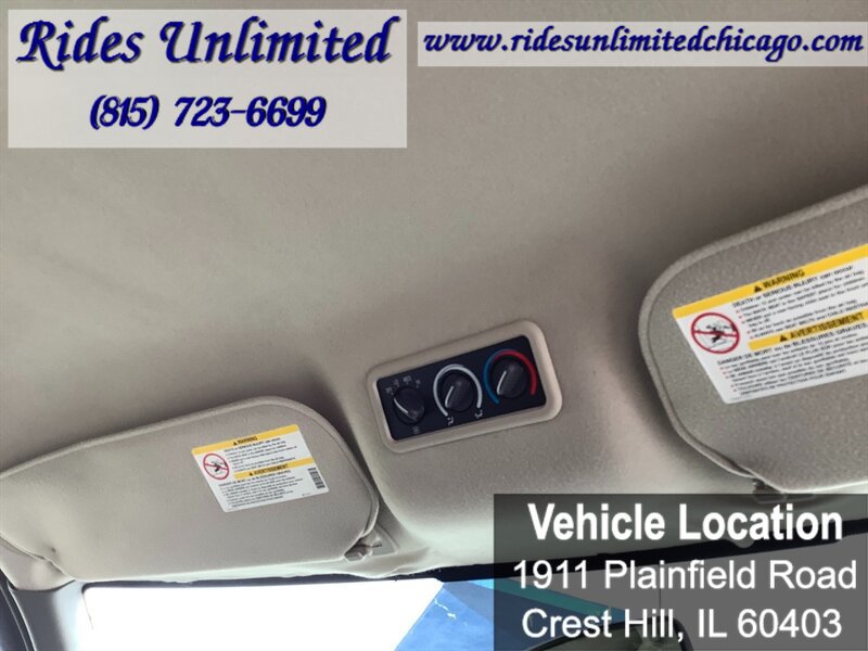 Used 2006 Chevrolet Express 3500 Extended Passenger w/ LT Preferred Equipment Group RWD image 25