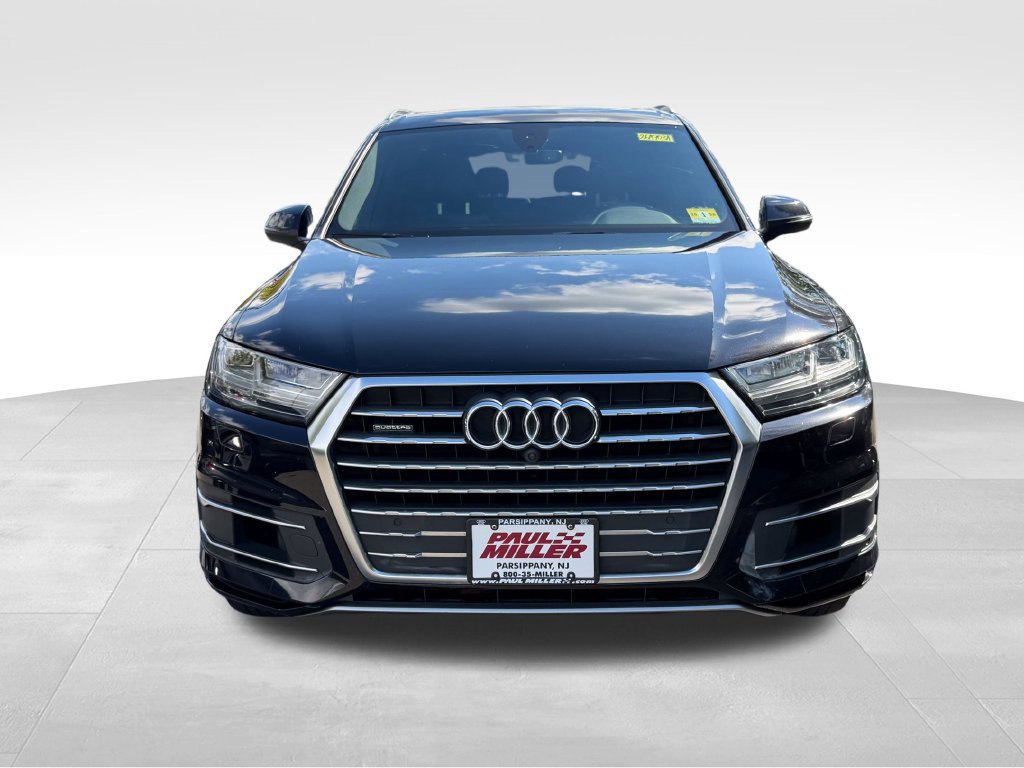 Used 2017 Audi Q7 3.0T Premium Plus w/ Premium Plus Package AWD/4WD image 2