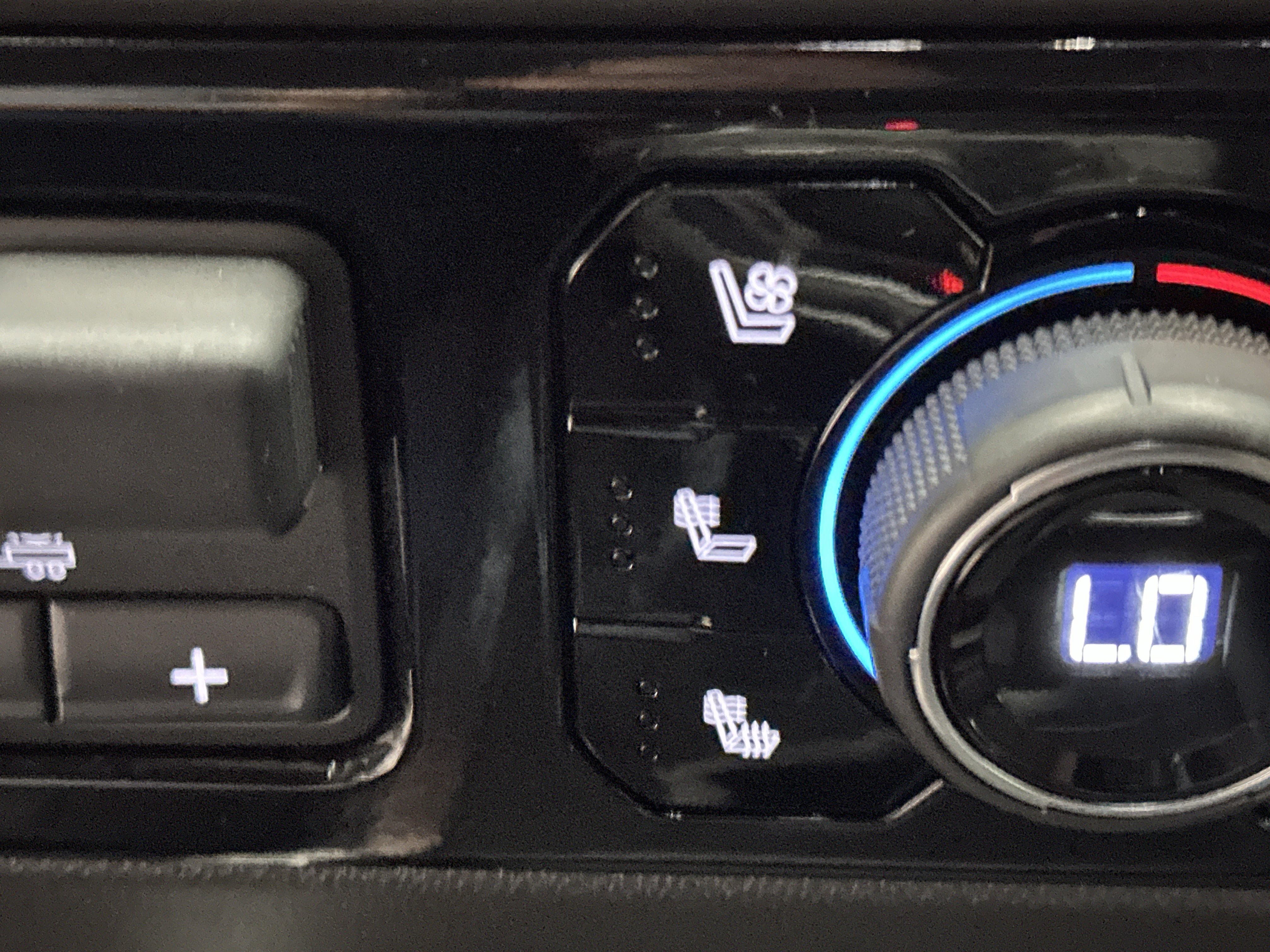 Used 2023 Chevrolet Silverado 1500 LTZ AWD/4WD image 39