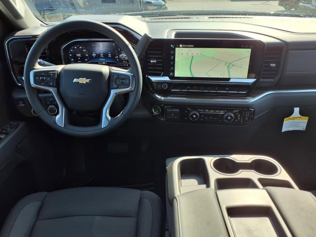 Used 2025 Chevrolet Silverado 1500 LT image 10
