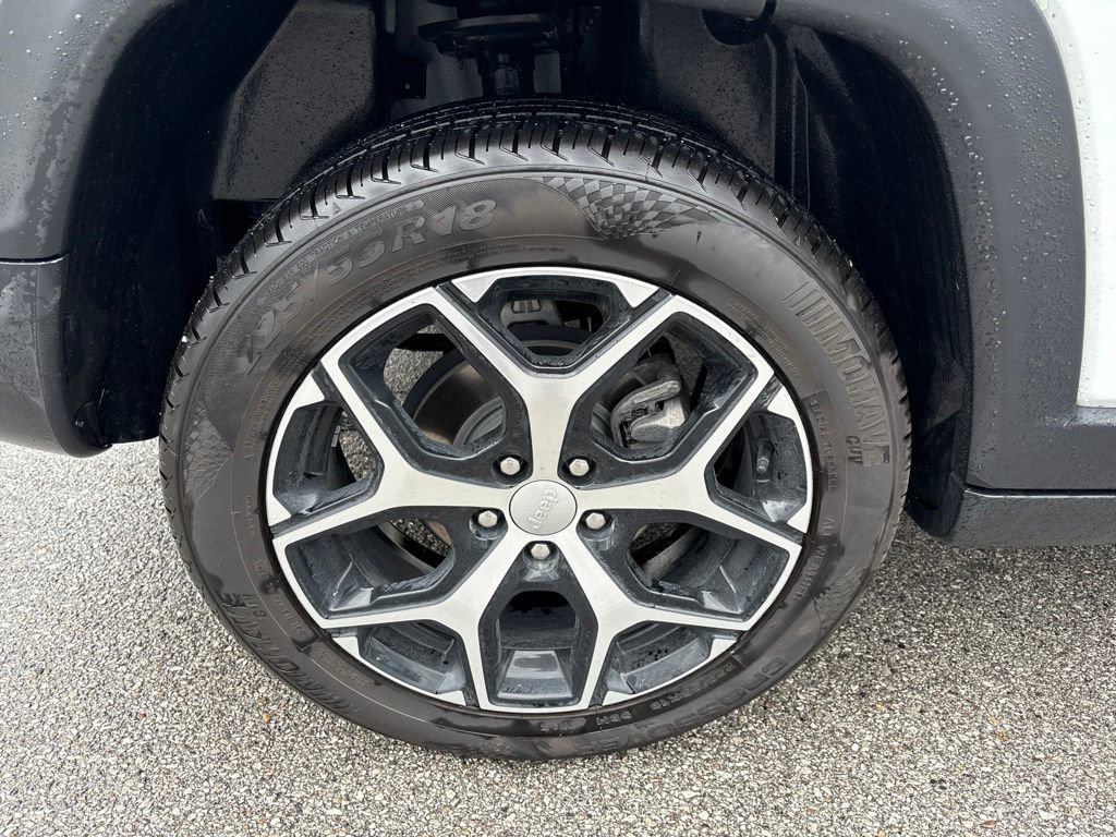 Used 2024 Jeep Compass Limited AWD/4WD image 8