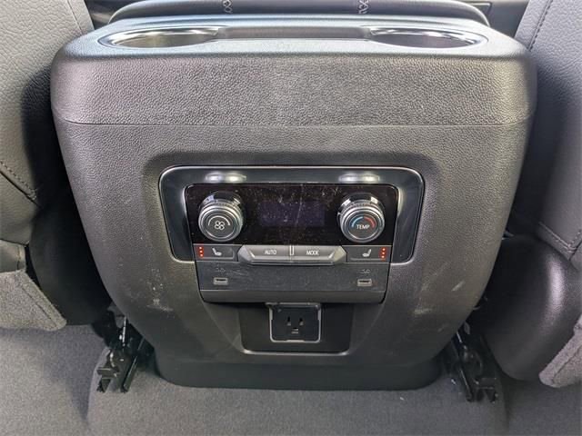 New 2026 GMC Yukon XL Denali AWD/4WD image 18