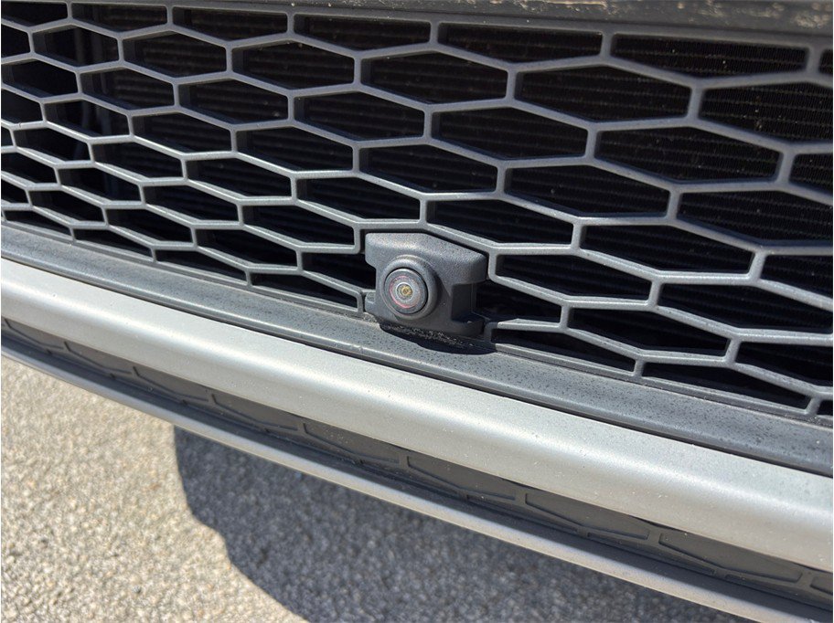 Used 2019 Land Rover Discovery Sport HSE AWD/4WD image 15