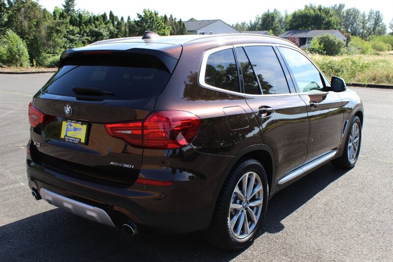Used 2019 BMW X3 xDrive30i w/ Driving Assistance Package AWD/4WD image 4
