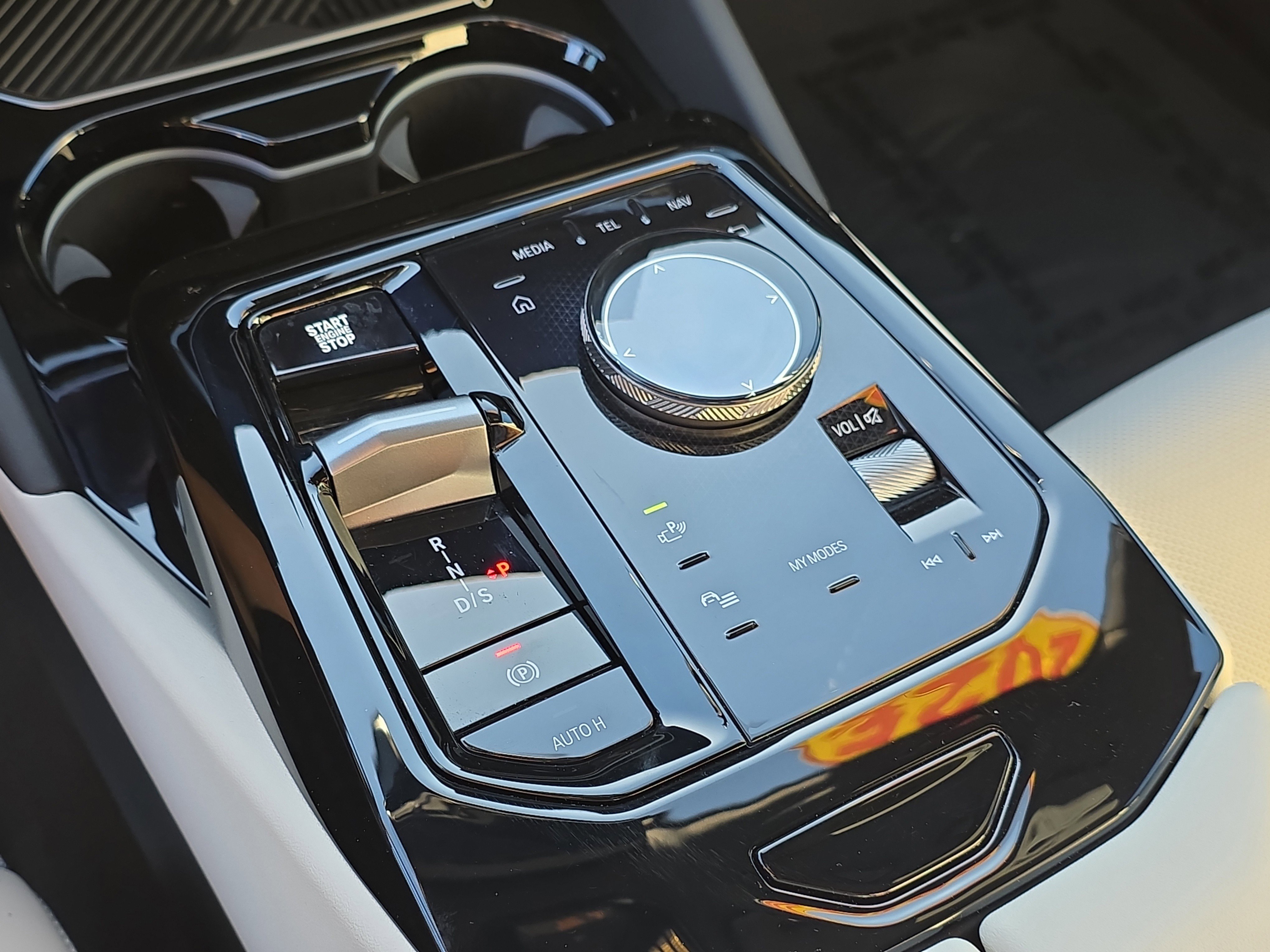 Used 2025 BMW 530i 530i image 25