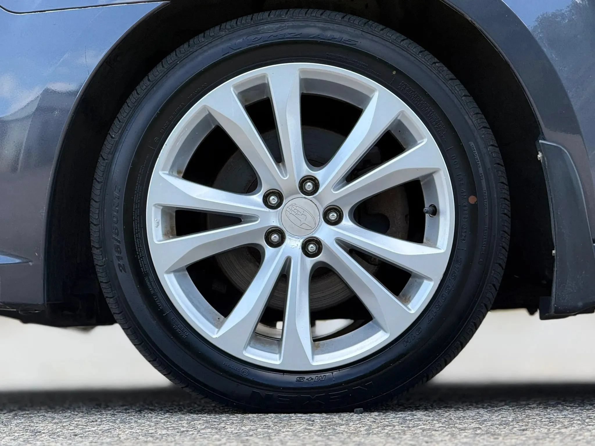 Used 2013 Subaru Legacy 2.5i Premium w/ All-Weather Pkg AWD/4WD image 29