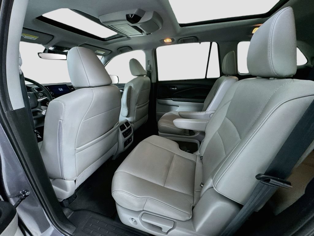 Used 2019 Honda Pilot Elite image 24