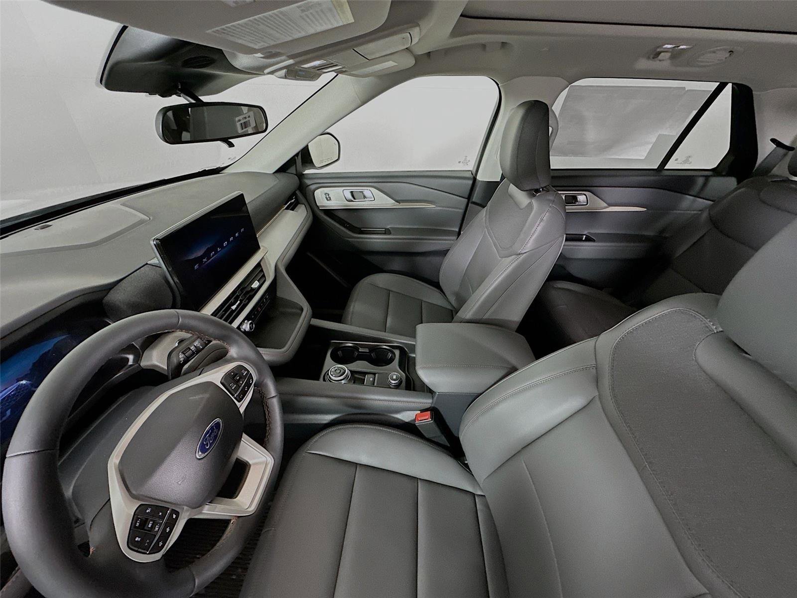 New 2026 Ford Explorer Active w/ Active Comfort Package image 5