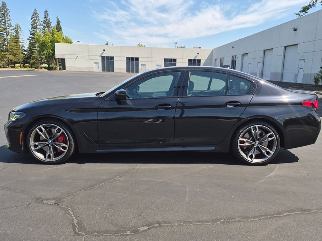 Certified 2023 BMW M550i xDrive AWD/4WD image 9