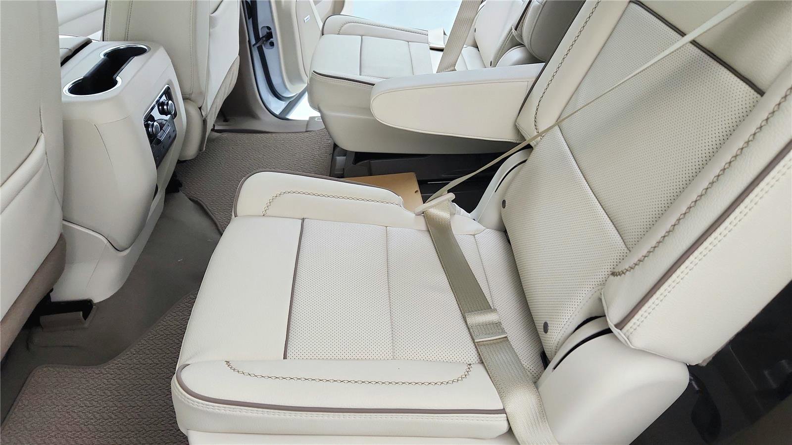 New 2026 GMC Yukon Denali image 14