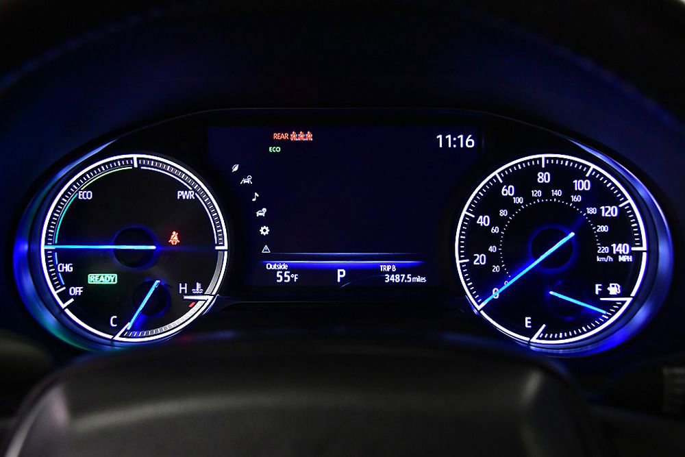 Used 2023 Toyota Venza XLE image 18