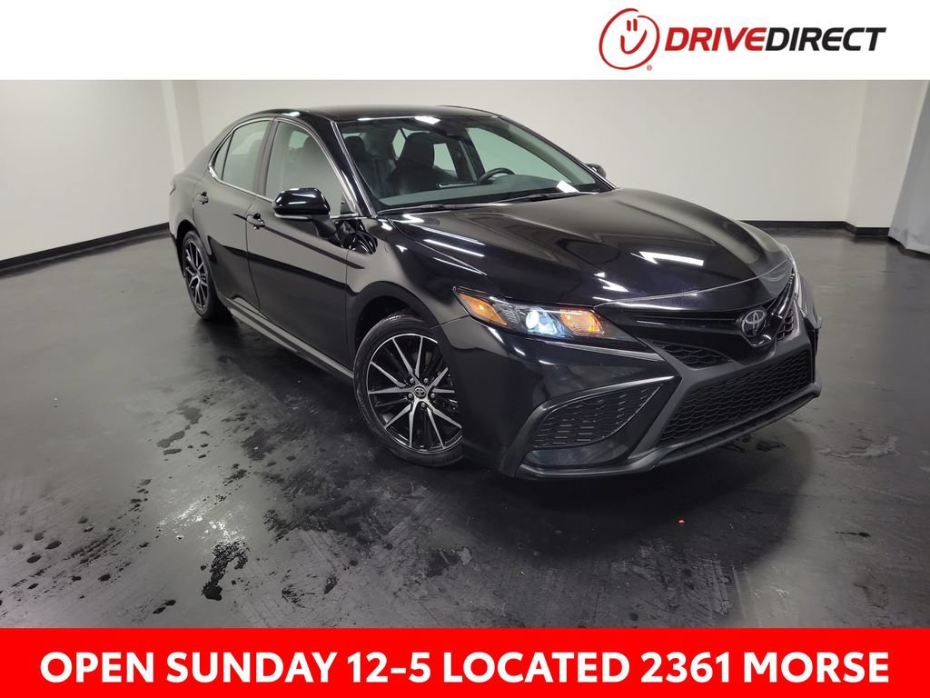 Used 2024 Toyota Camry SE