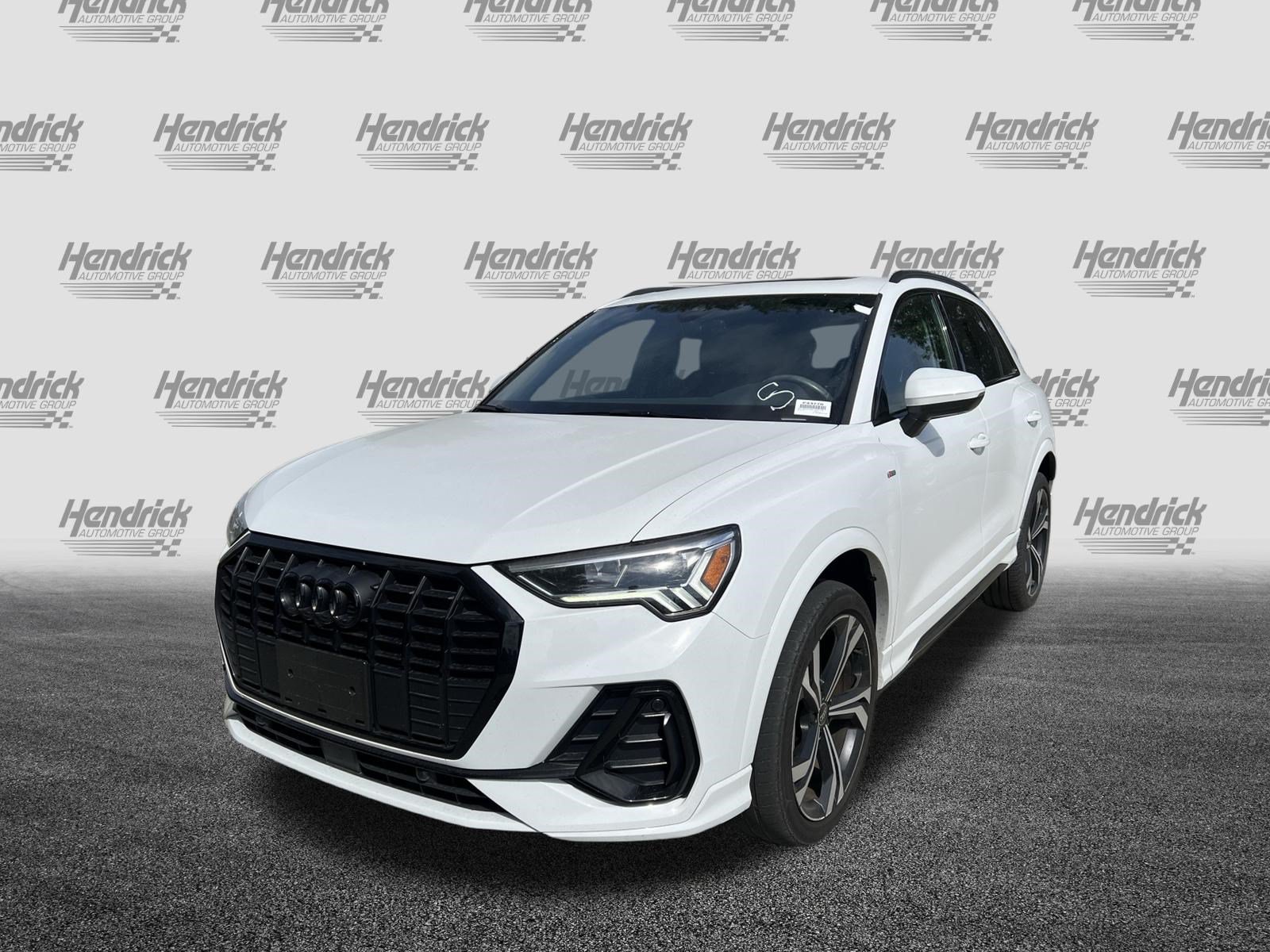 Used 2023 Audi Q3 2.0T Premium Plus AWD/4WD image 5