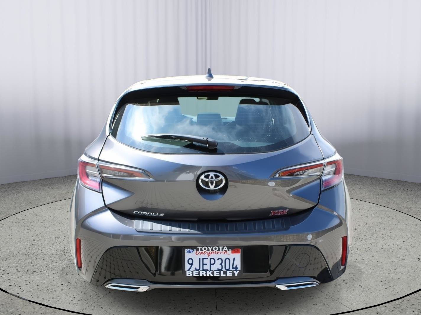 Used 2021 Toyota Corolla XSE FWD image 7