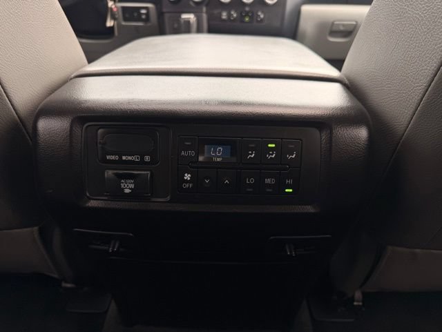 Used 2018 Toyota Sequoia Limited w/ Safety & Convenience Package AWD/4WD image 30