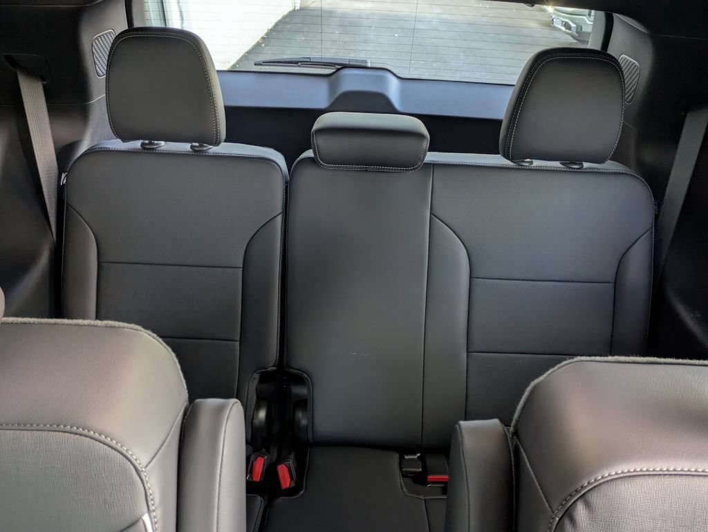 New 2026 Buick Enclave Preferred w/ Power Package AWD/4WD image 9