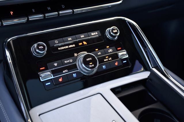 Used 2018 Lincoln Navigator L Black Label image 14