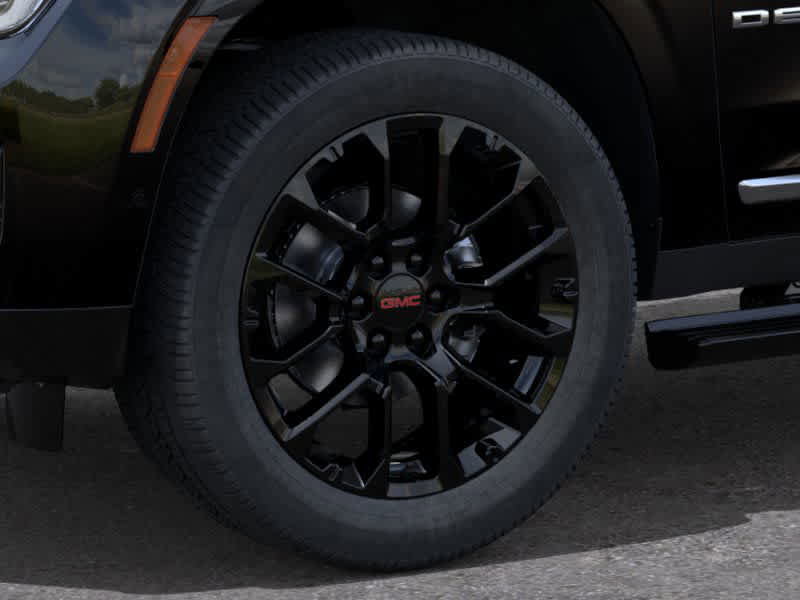 New 2026 GMC Yukon XL Denali w/ Sun & Power Step Package image 9