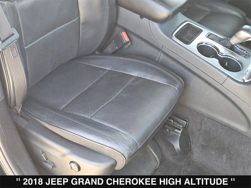 Used 2018 Jeep Grand Cherokee High Altitude image 32