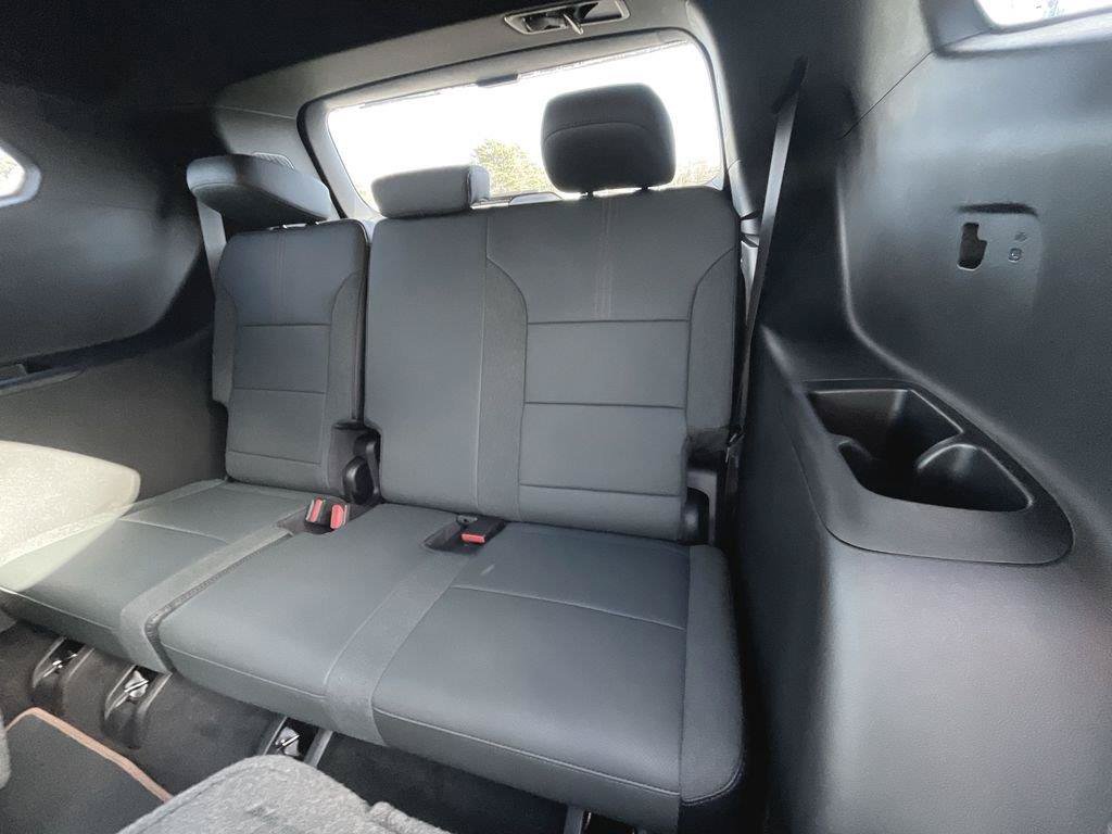 New 2026 GMC Acadia AT4 AWD/4WD image 31