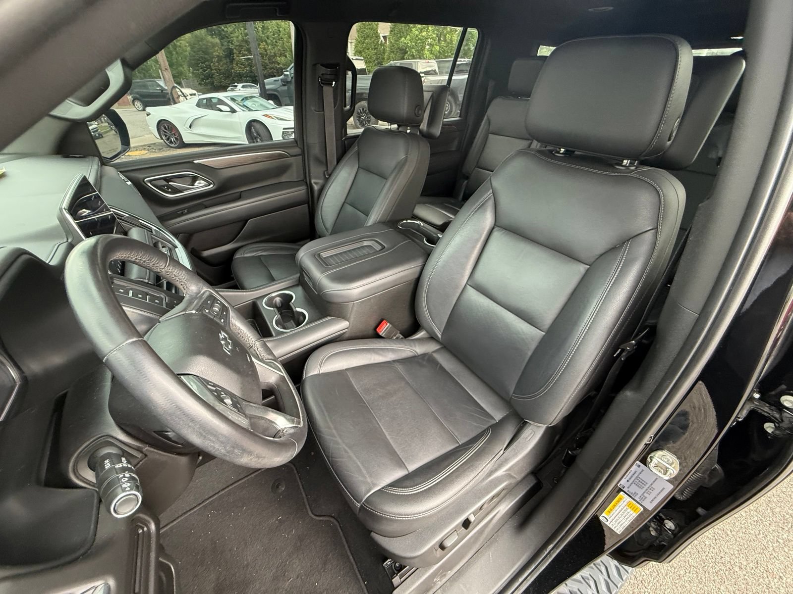 Used 2021 Chevrolet Suburban Z71 w/ Rear Media and Nav Package AWD/4WD image 11