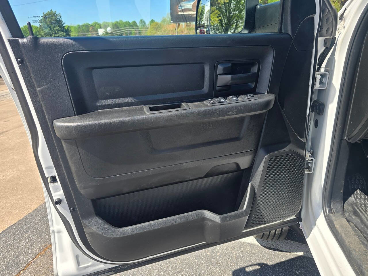 Used 2021 RAM 4500 Tradesman w/ Chrome Appearance Group AWD/4WD image 16