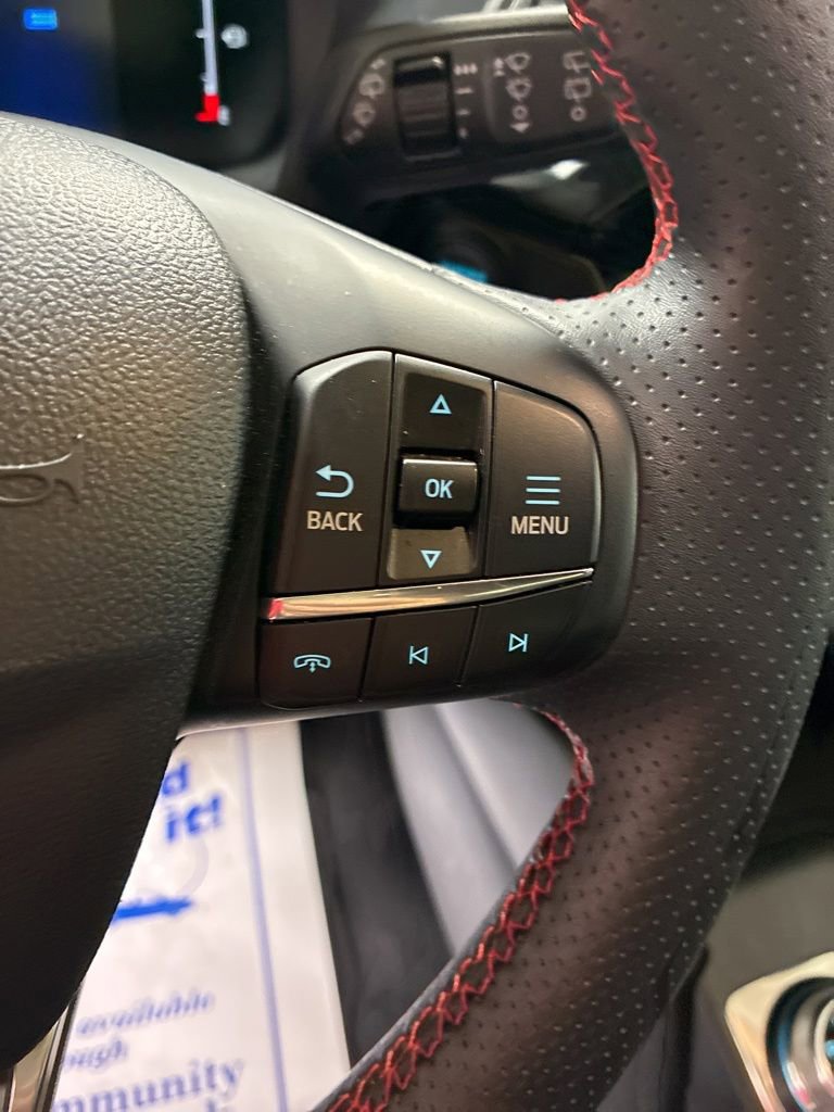 Used 2025 Ford Escape ST-Line AWD/4WD image 15