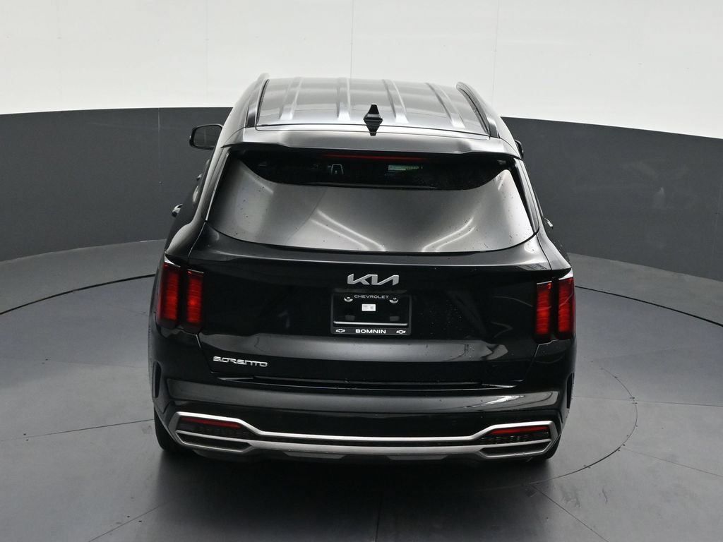 Used 2023 Kia Sorento S FWD image 18