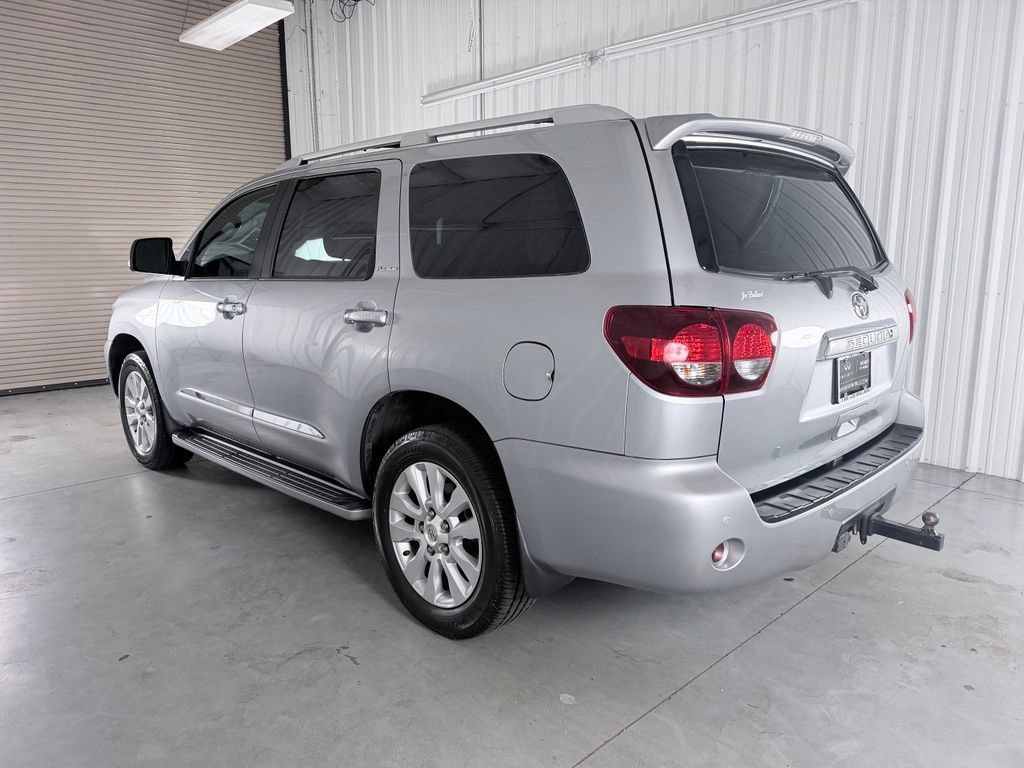 Used 2018 Toyota Sequoia Platinum AWD/4WD image 7