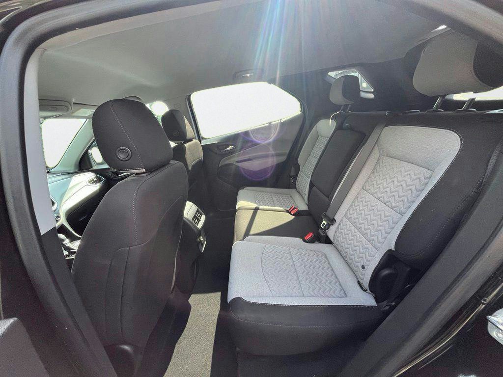 Used 2023 Chevrolet Equinox LT w/ Driver Convenience Package AWD/4WD image 22