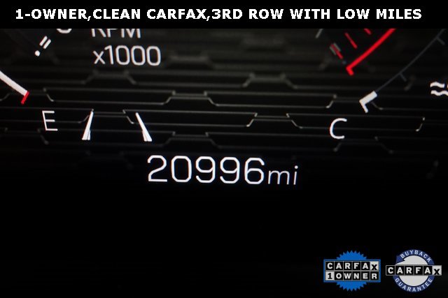 Used 2025 GMC Acadia Elevation image 7