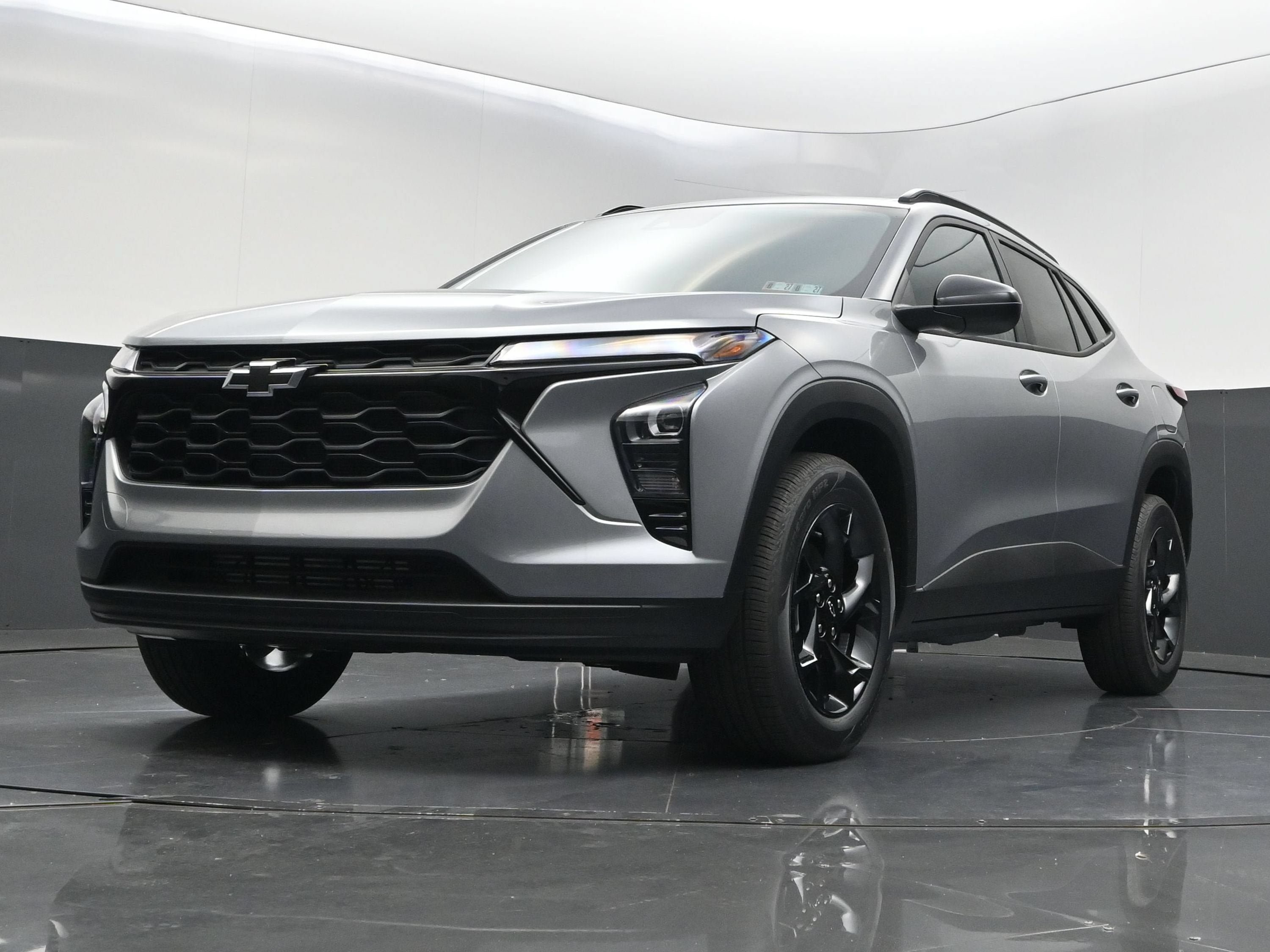 New 2026 Chevrolet Trax LT w/ Sunroof Package FWD image 39